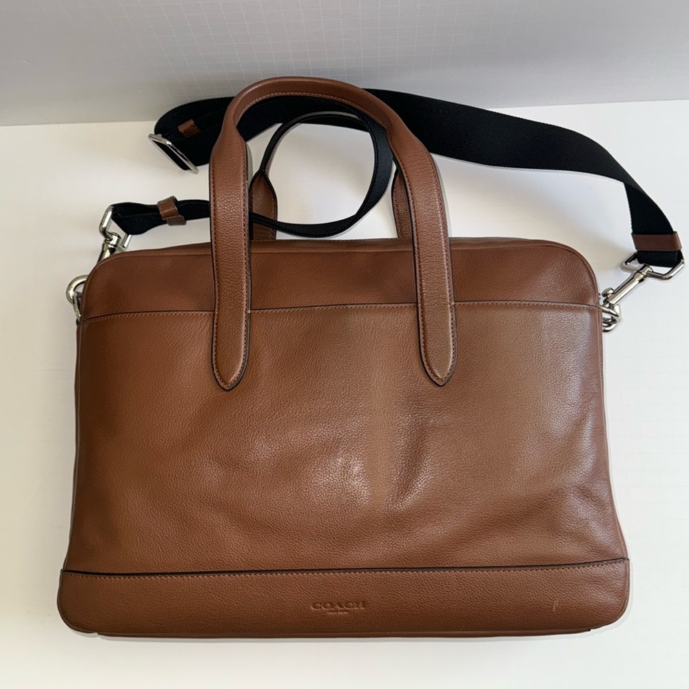 COACH brown leather computer shoulder bag!  Like new!!